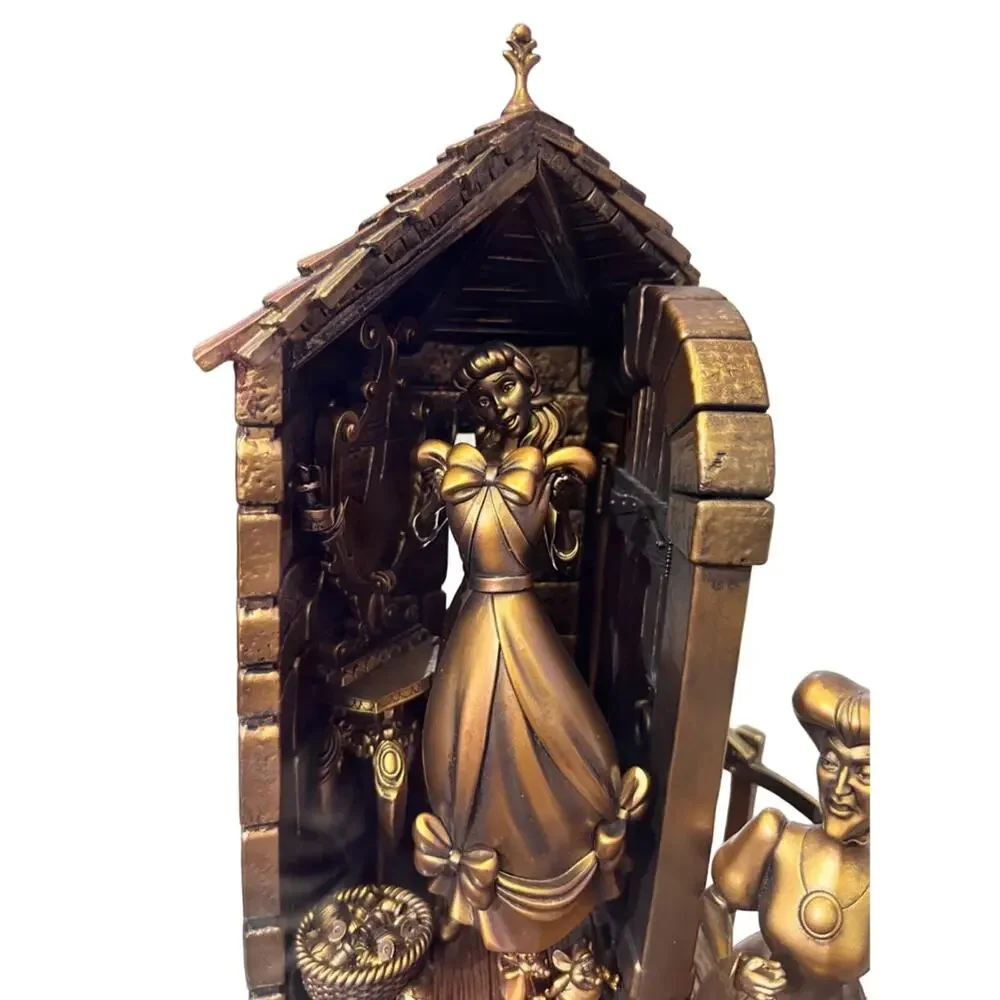 D23 Expo 2024 Cinderella Figurine Statue LE100  Lights Up